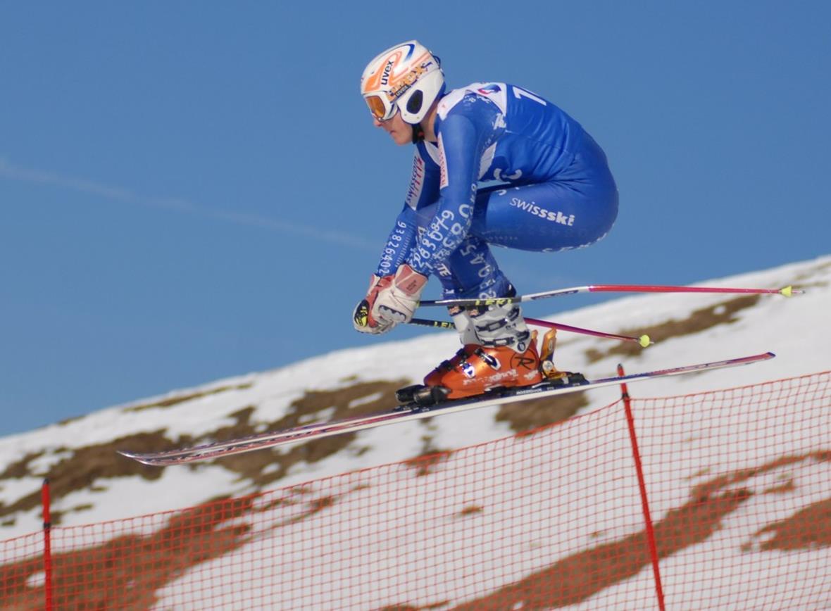 Bruno Steiner gewinnt EYOF Diplom! Michael Grünenwald beim Russi-Sprung am Lauberhorn.