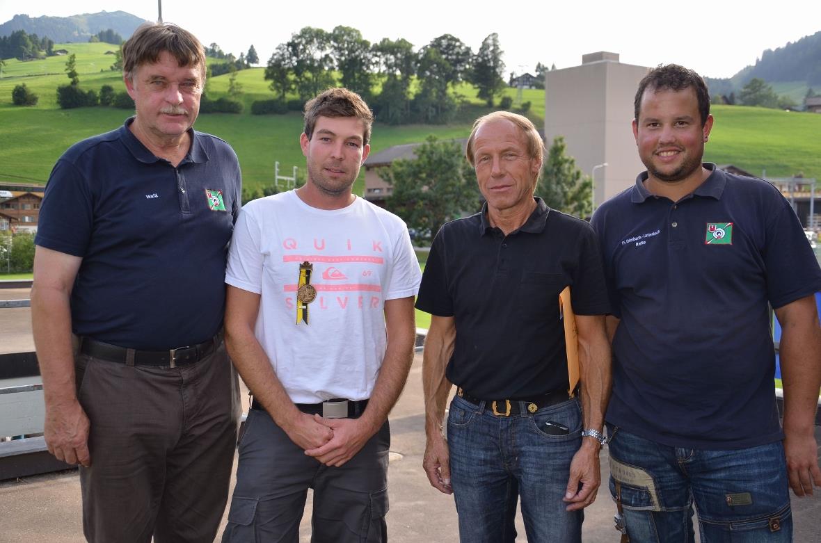 Mit Maximumschütze Simon Isler (2. von links) war die Gruppe «Simme», Erlenbach-...