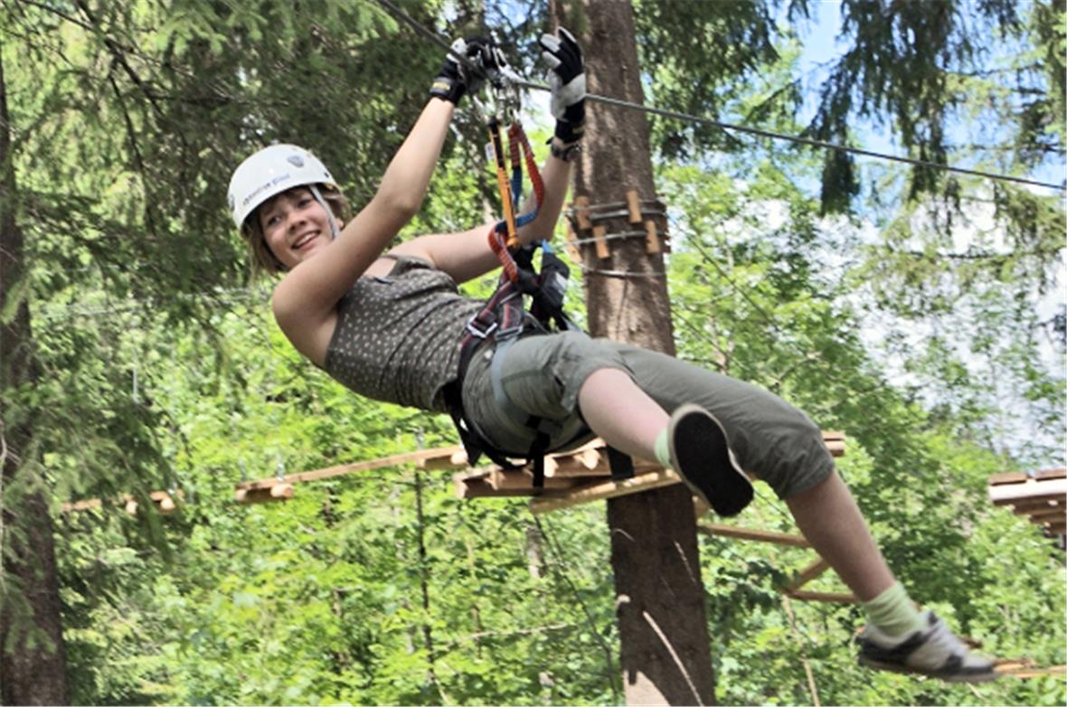 Mit der Revision des Waldgesetzes sollen Sportaktivitäten wie Biken und Reiten eingeschränkt werden. Der Seilpark Zweisimmen ist nach den Richtlinien der SOA erstellt worden.