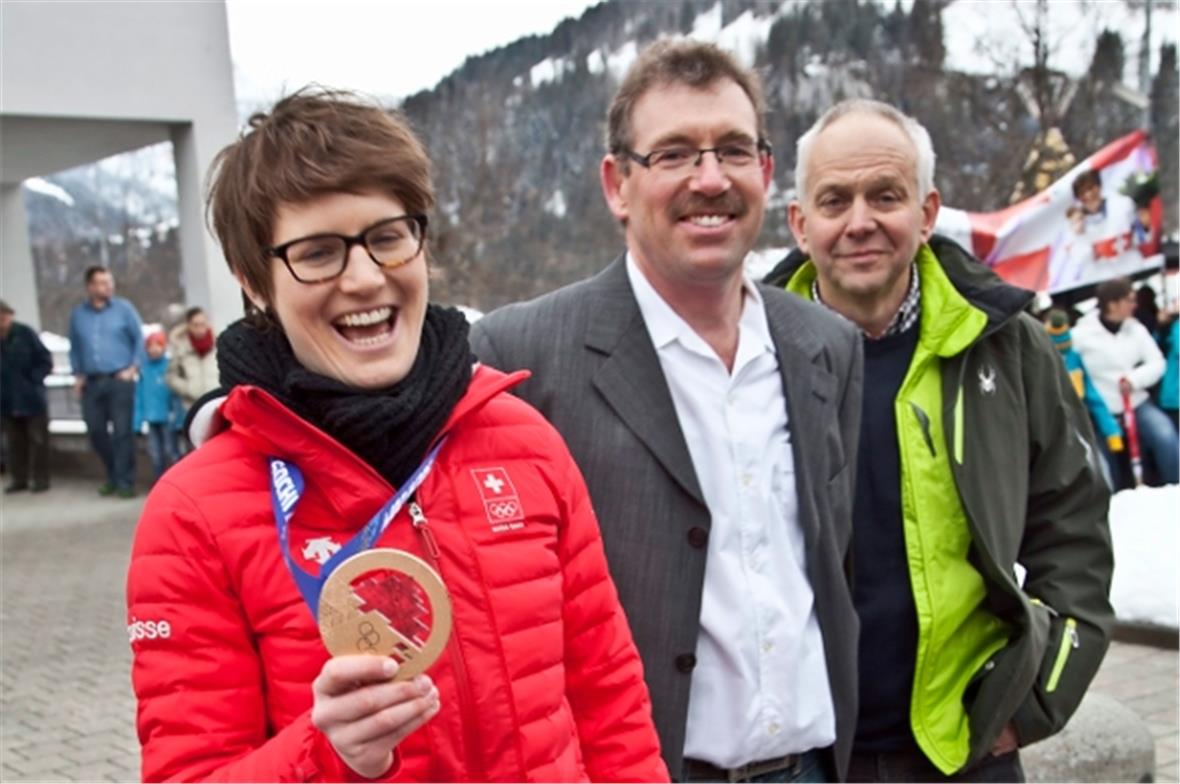 Mit so einer Medaille gibt es nur zu lachen.