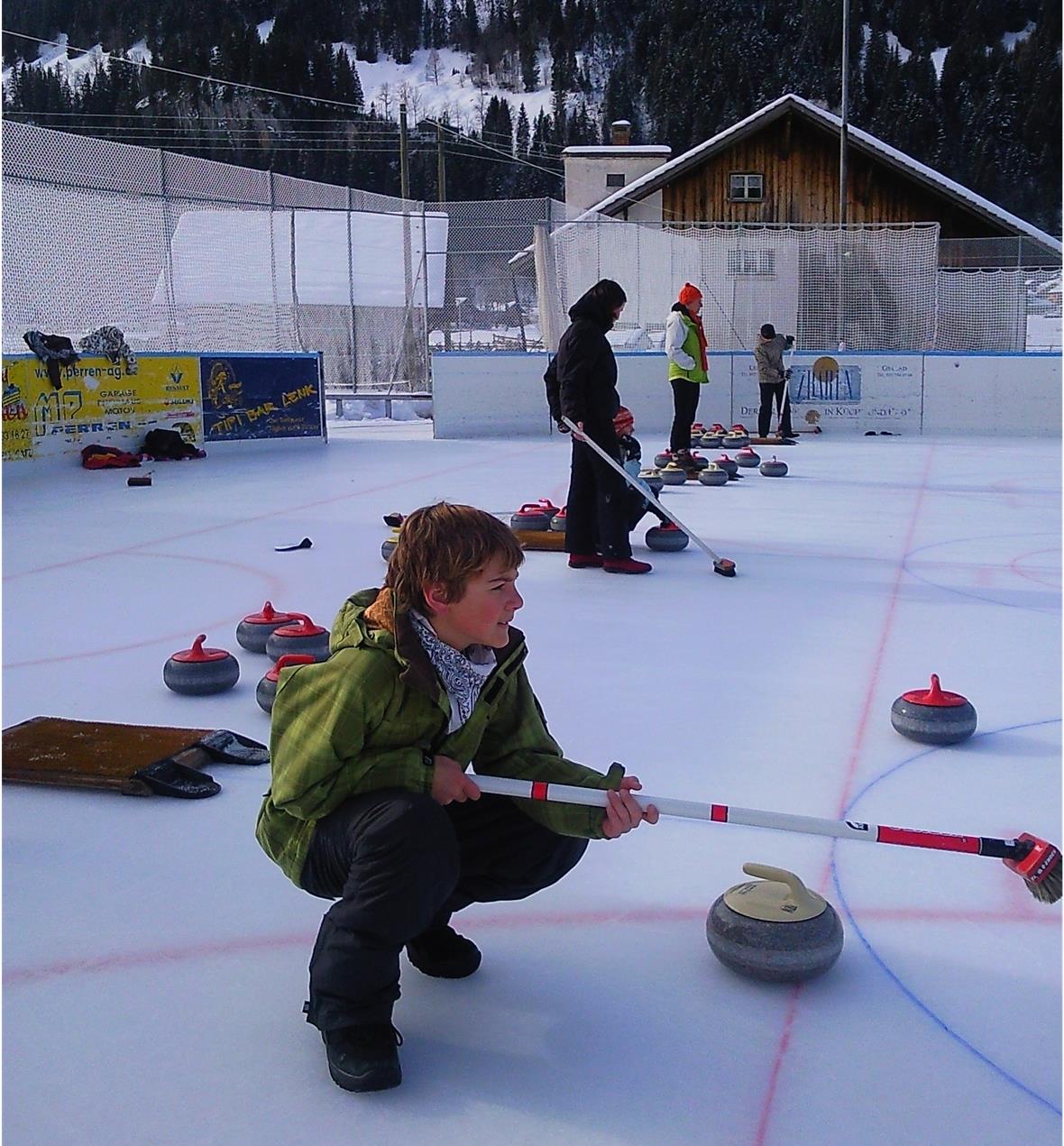 Mitfiebern beim Curling (Lenk).