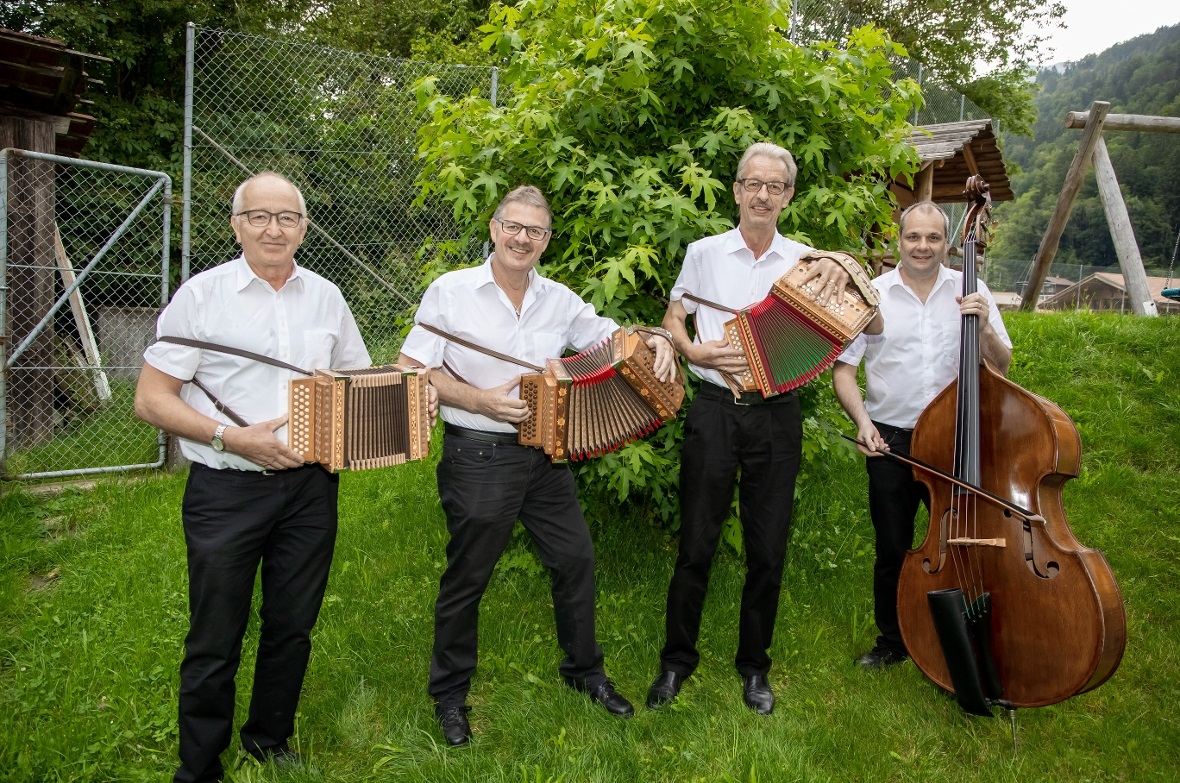 Musikalische Unterhaltung gab es mit den Arisgruess-Örgeler: Fritz Gafner, Hansp...