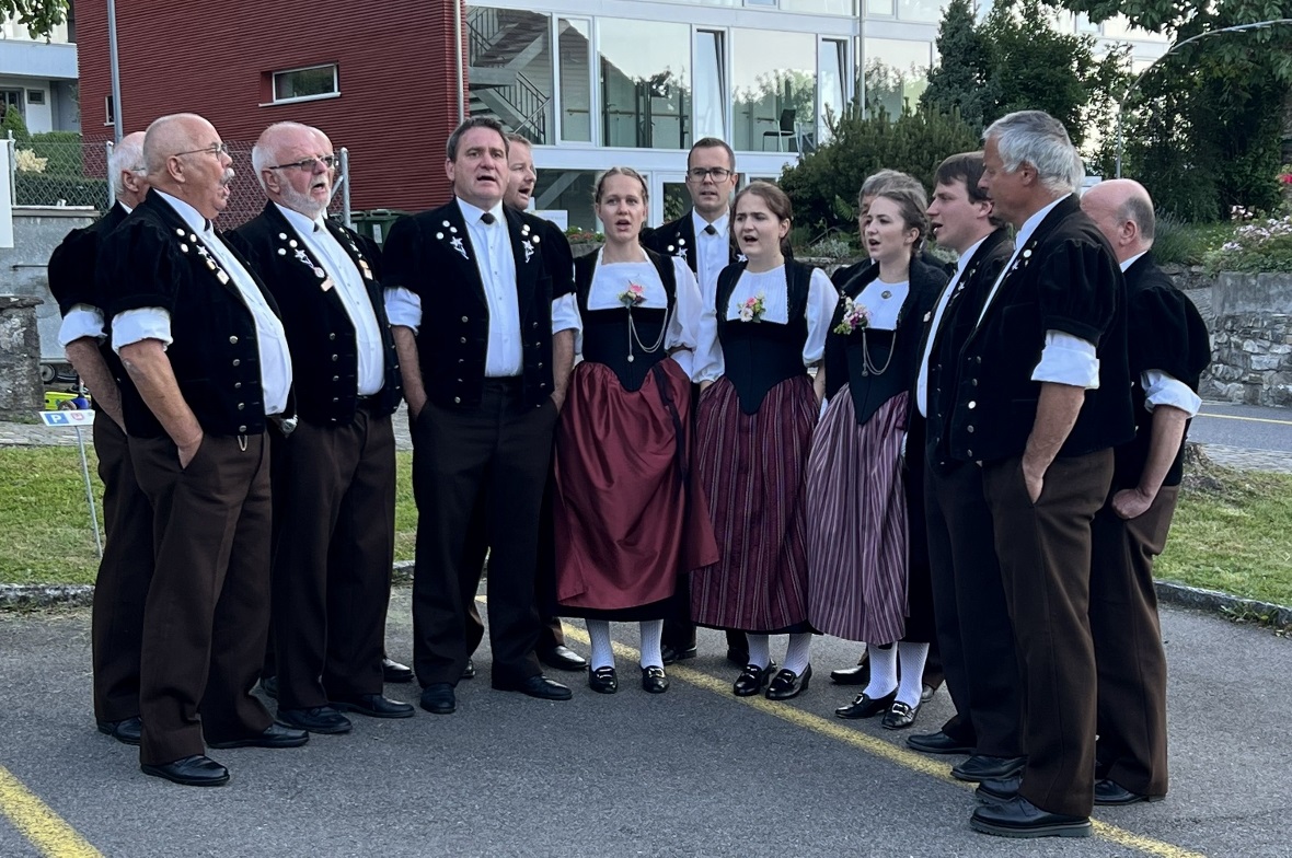 Nach langer Zeit konnte der Jodlerklub Wimmis seine Vorträge endlich wieder vor Publikum präsentieren.