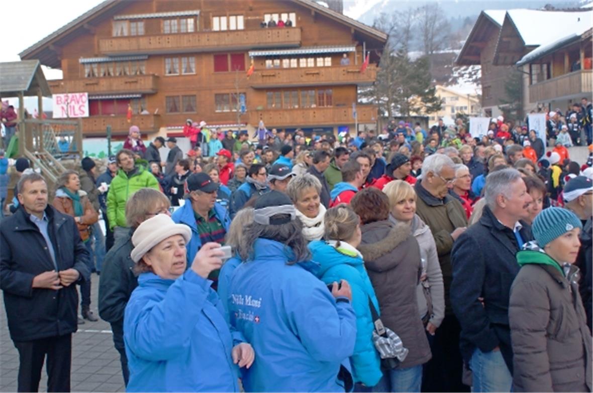 Nationalrat Erich von Siebenthal – nach Sessionsende extra aus Bern angereist - ...