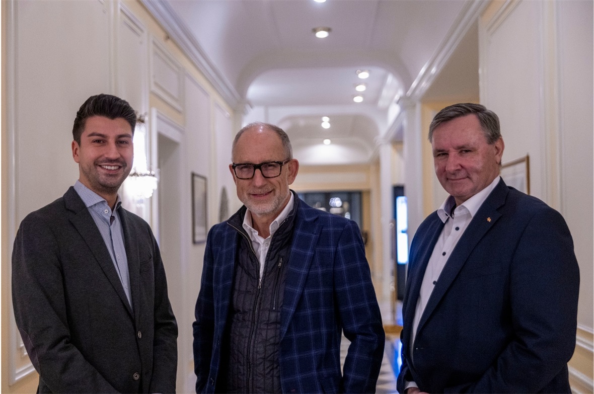 Nationalrat Fabian Molina (SP), Moderator Reto Brennwald und Ständerat Werner Sa...