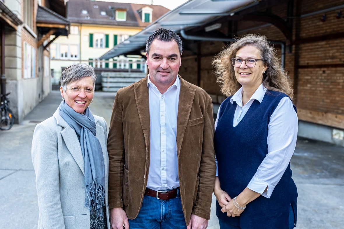 Neu im Vorstand sind die beiden Frauen: Kathrin Allenbach Frutigen, hier mit Prä...