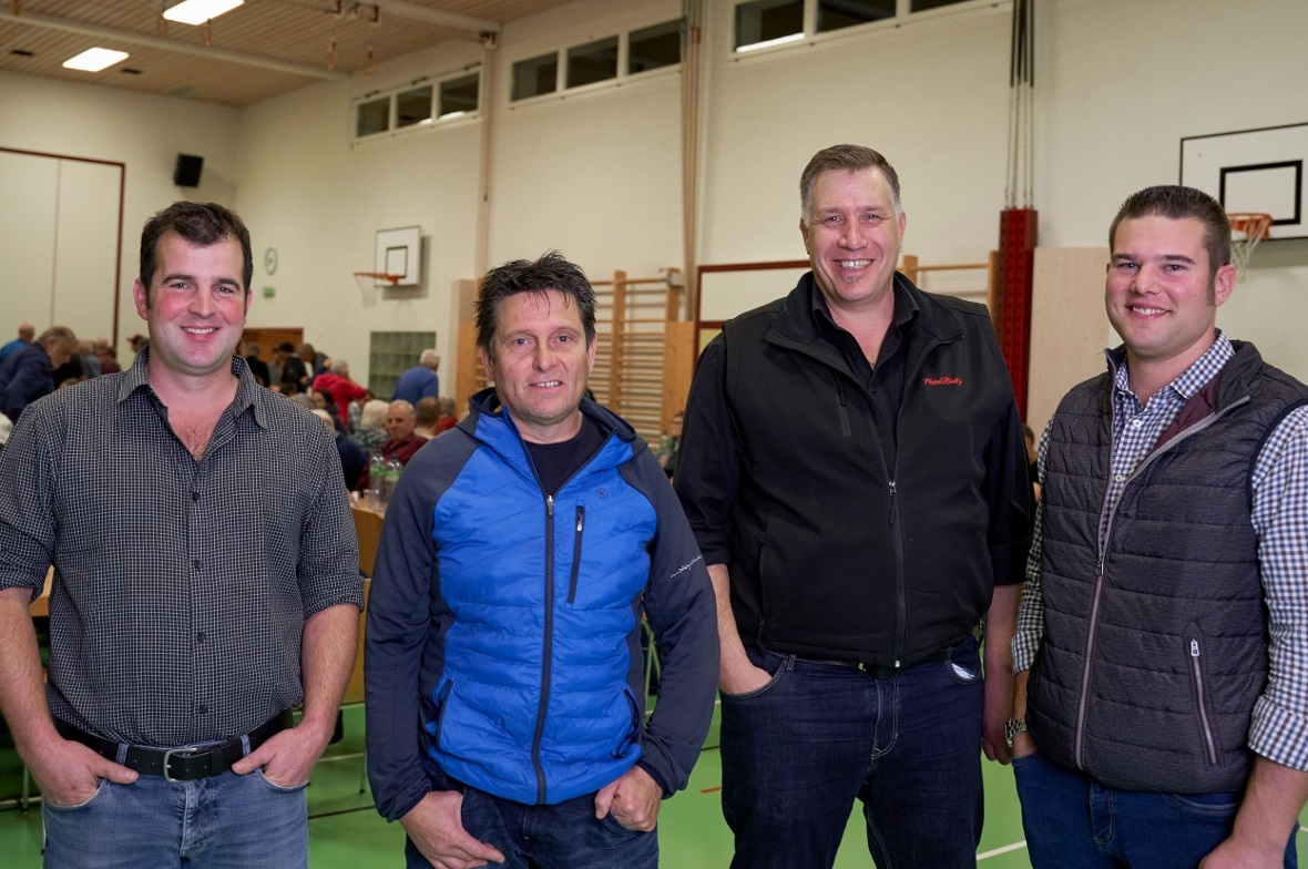 Lücke im Präsidium, aber grosse Zustimmung zu den Geschäften Neu und wiedergewählt in den Gemeinderat Boltigen: Erhard Schenk, Emanuel Kammer (bisher), Rudolf Frutiger und Alain Poschung.