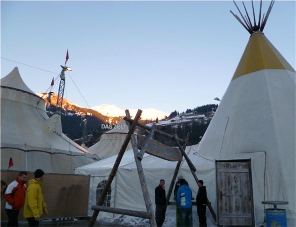 DAS ZELT – ein Blick hinter die Kulissen Neu wird das Tipi mit der Lounge des ZELTS verbunden.