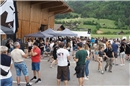 Nicht nur in der Halle war es voll, auch draussen genossen die Gäste das schöne Wetter und stärkten sich an den verschiedenen Essensständen.
