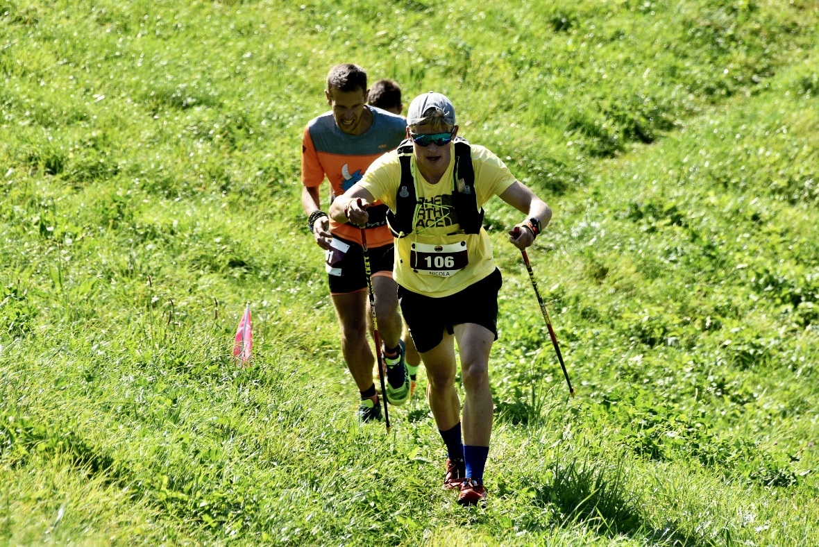 Nicola Buchs auf dem Weg nach oben.