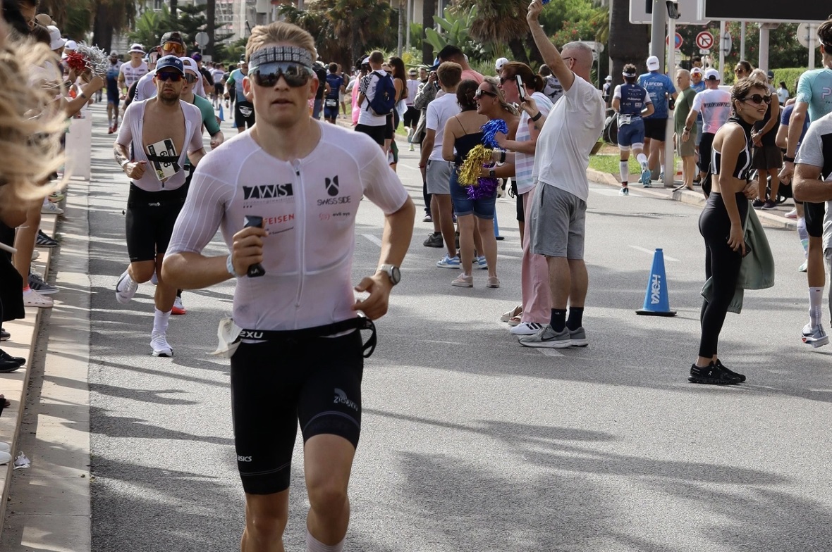 Nicola Buchs beim abschliessenden Marathon in Nizza: In seiner stärksten Disziplin musste er dem hohen Anfangstempo ab Kilometer 30 Tribut zollen.