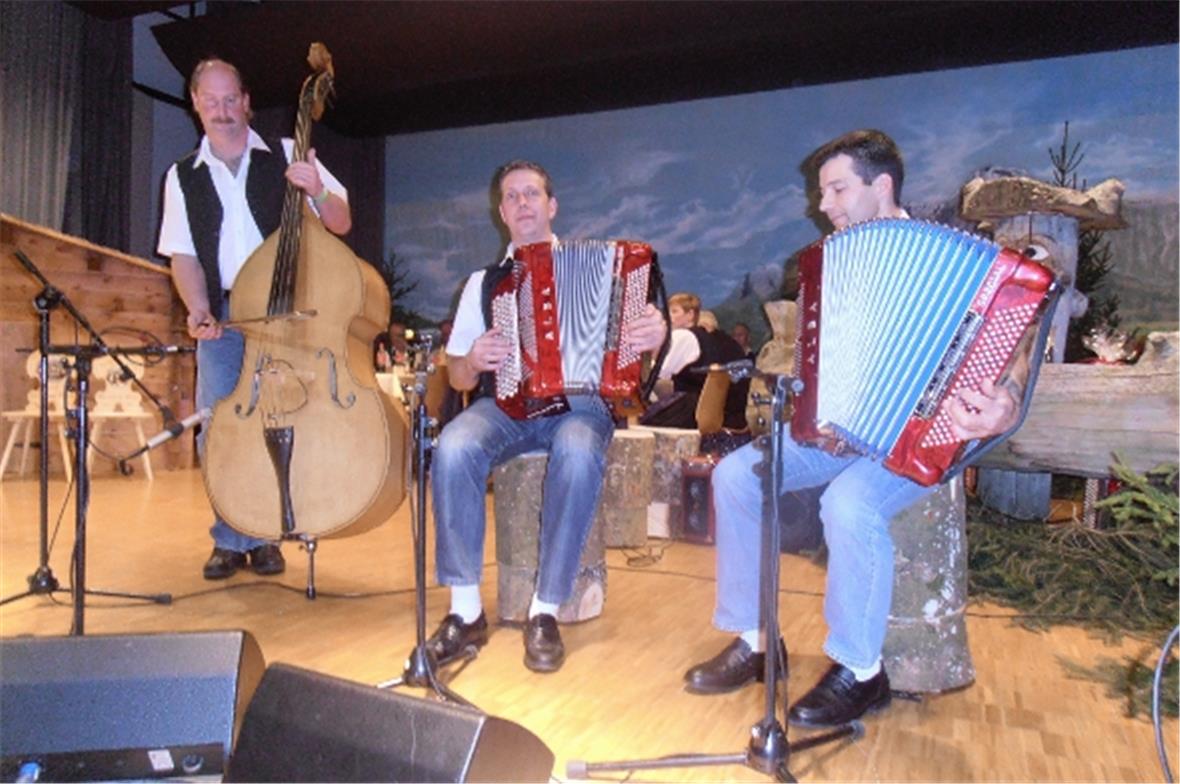 Niklaus Teuscher, Kasi und Beni Hutzli.