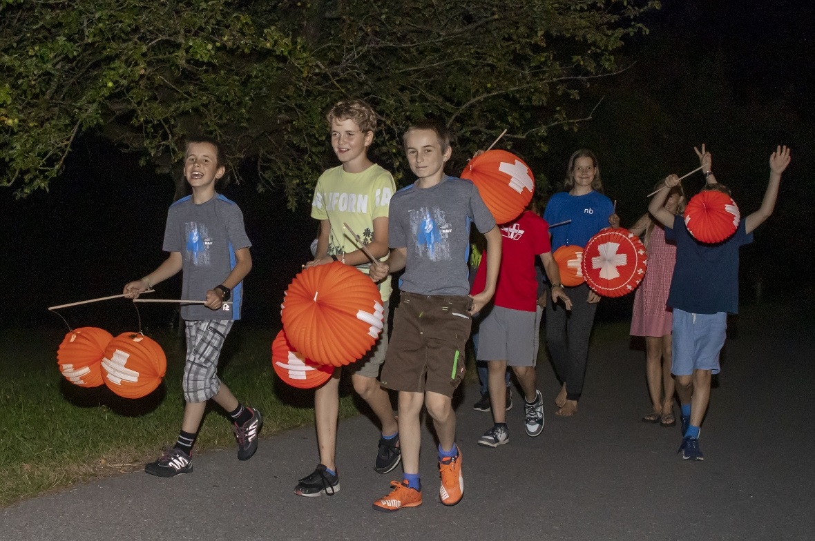 Noch ein paar Meter und der Umzug ist vorbei.
