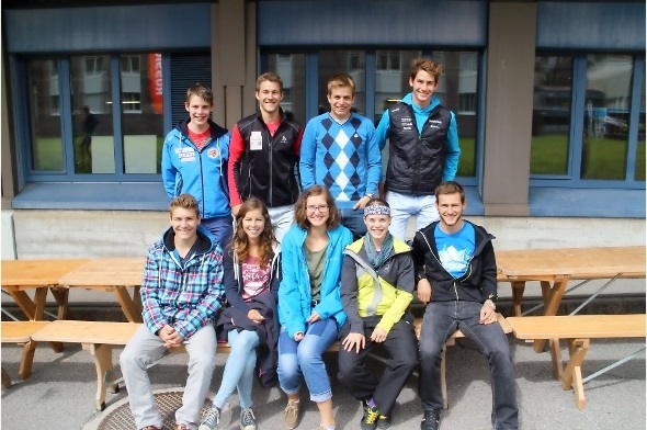 Nordic-Weekend Andermatt, vorne vl: Joscha, Tatjana, Anna, Susi, Simon.Hinten vl : Kari, Reto, David, Lukas.