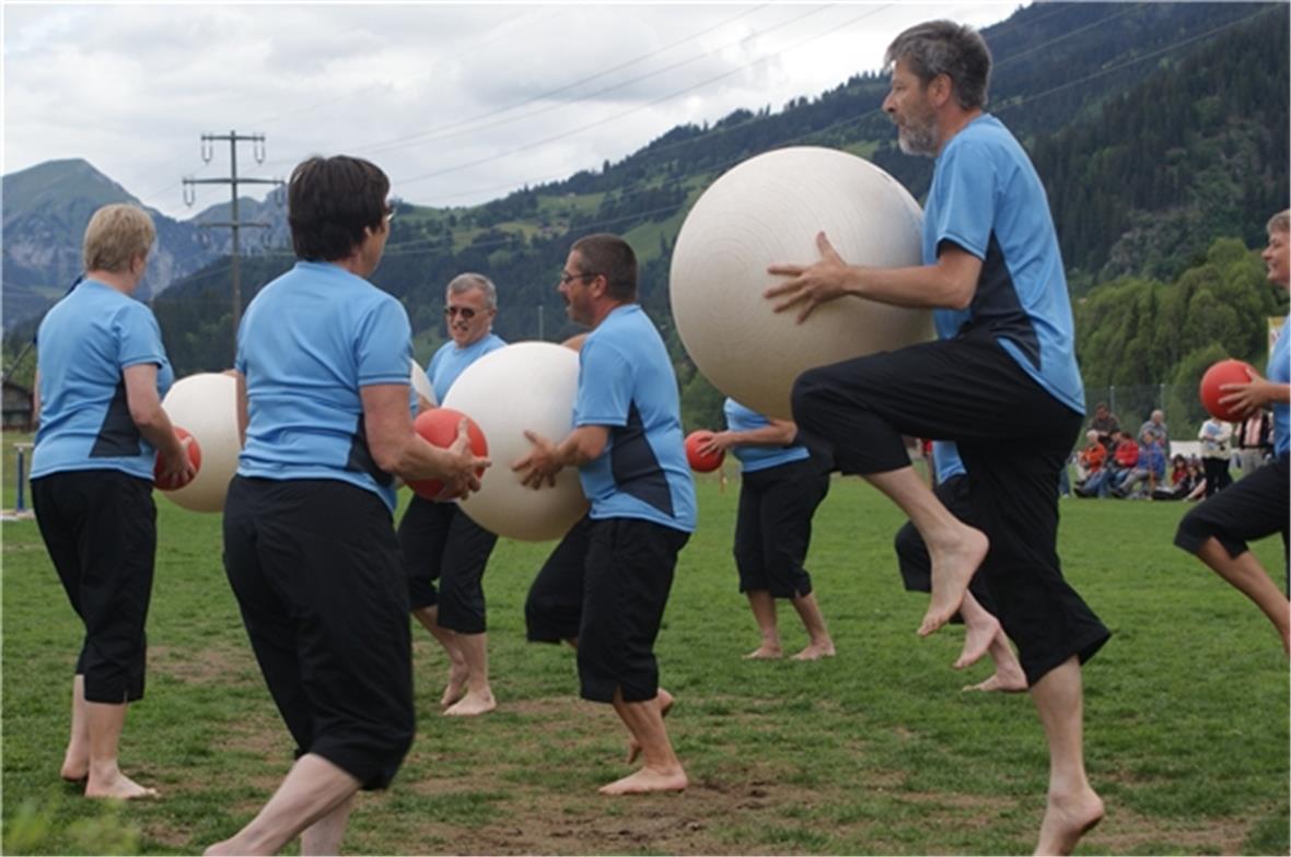 Oldies Aargau begeisterten mit kleinen und grossen Bällen