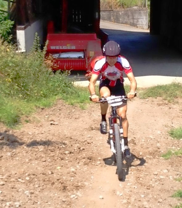 Oliver Gyger auf dem Mountainbike.