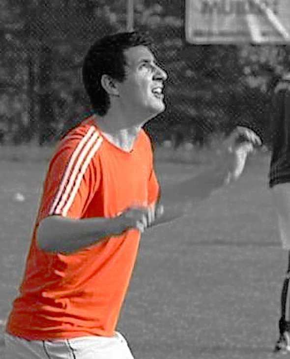 Pascal Dummermuth kann weiterhin aufgrund einer hartnäckigen Oberschenkelverletzung nur zuschauen.