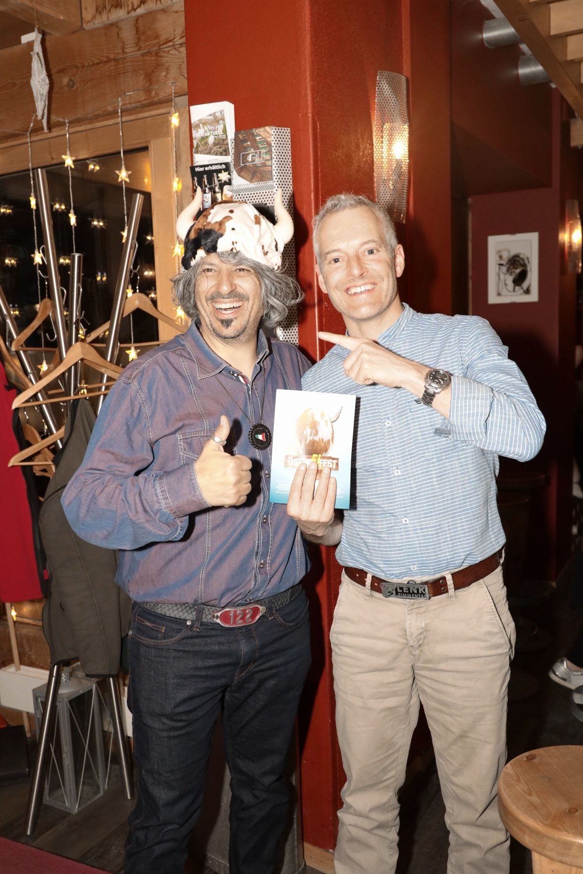 Passender Hut und Handtasche zum OsterEiFest