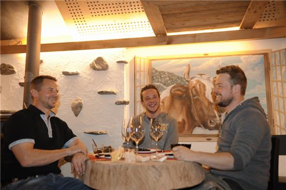 Patrick Schmid hat gut lachen: Simon Haldi und Cedric Rufener haben als seine Nachfolger einiges verändert, ohne der Lothar-Bar den Charakter zu nehmen.