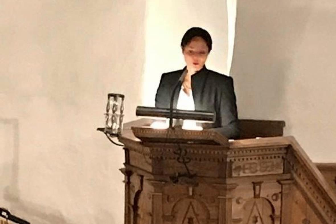 Pfarrerin Sahra Müller