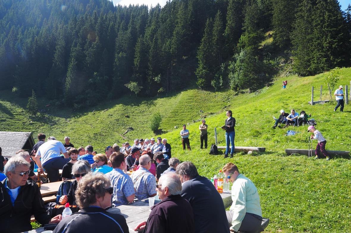 Pfarrerin Sarah Müller hielt die Bergandacht.