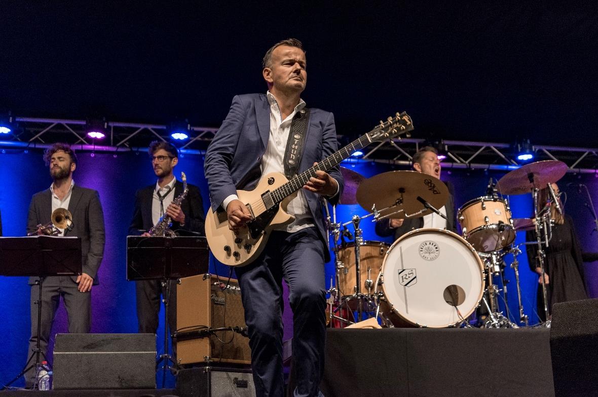 Philipp Fankhauser beehrte mit seinem authentischen Blues die Lenker Jazztage.