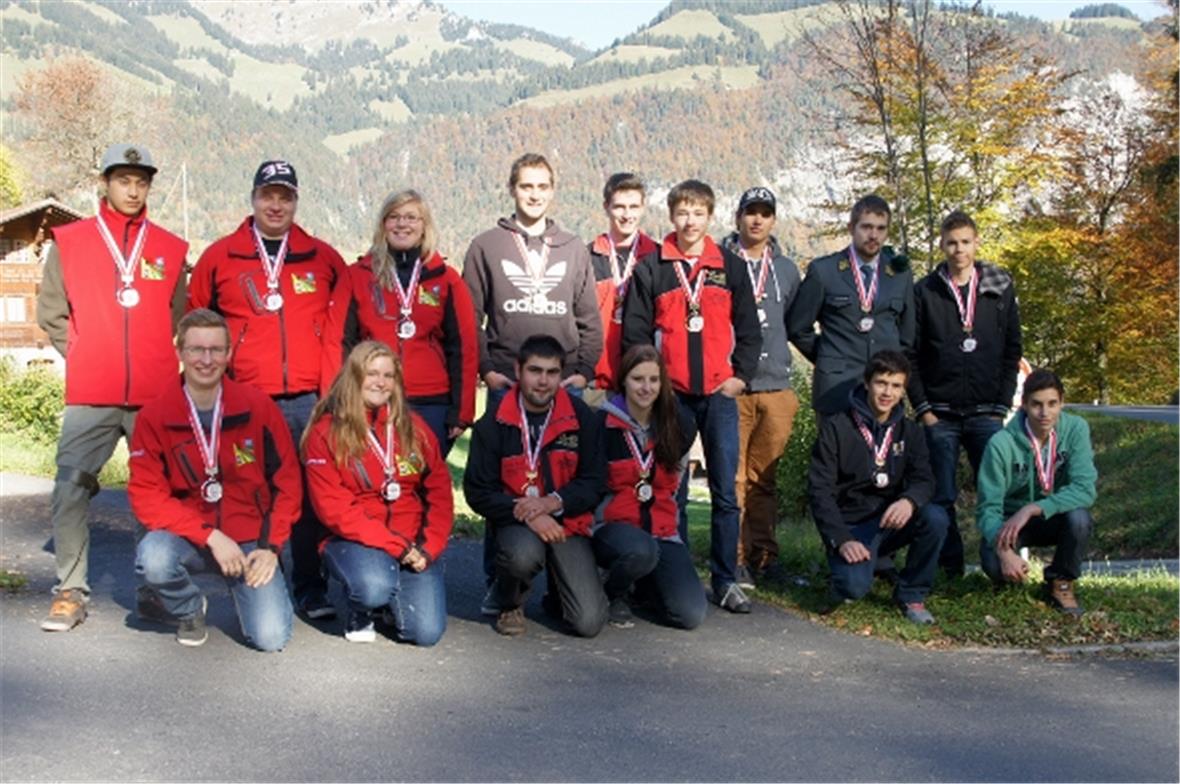 Podest Jungschützen: (v.l.) Steffisburg-Heimberg, Erlenbach-Latterbach und Unter...