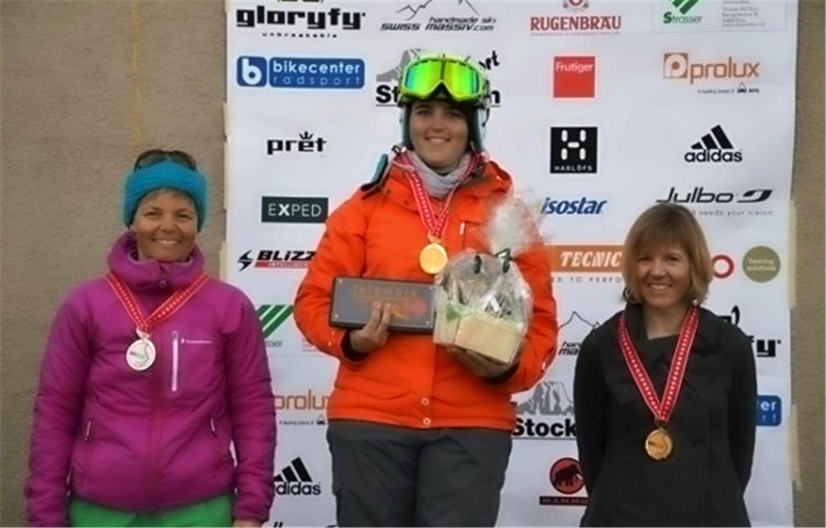 Podest Kategorie Elite Damen v.l.n.r.: 2. Mirjam Rubin, Wetterhorn Freeheelers, 1. Bernadette Moor, St. Stephan, 3. Anne Guignard, Tacon Libre