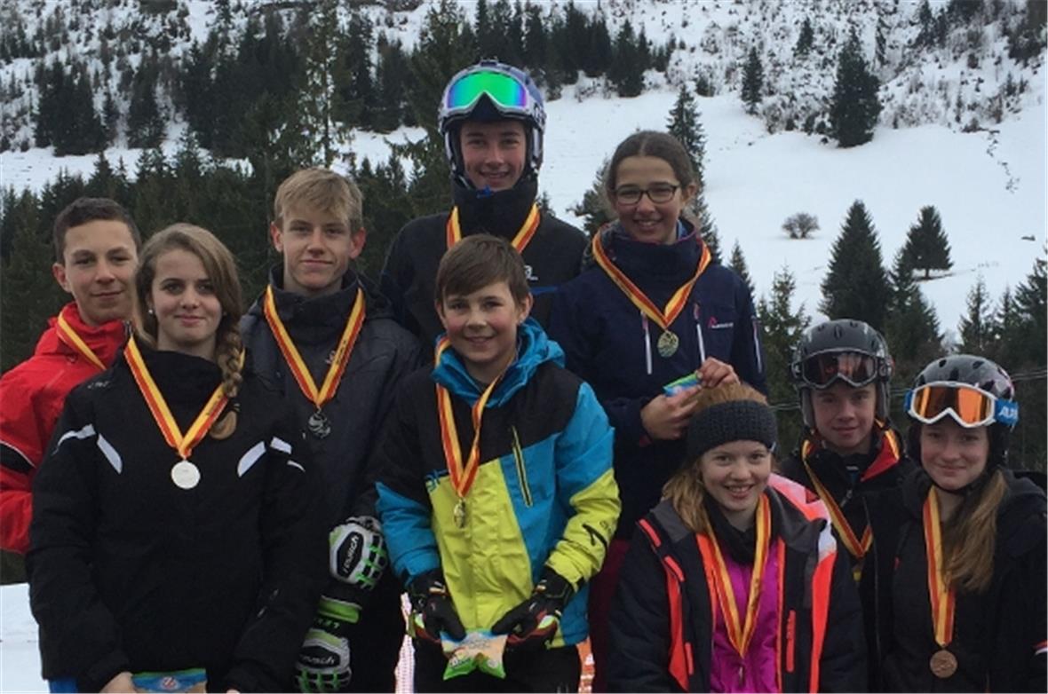 Podest der Kinderkategorie.