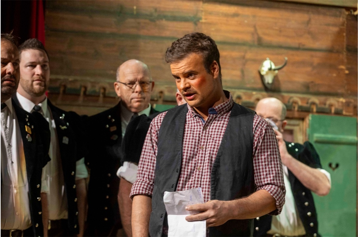 Präsident David Gerber begrüsste und gab den Ablauf des Abends bekannt.