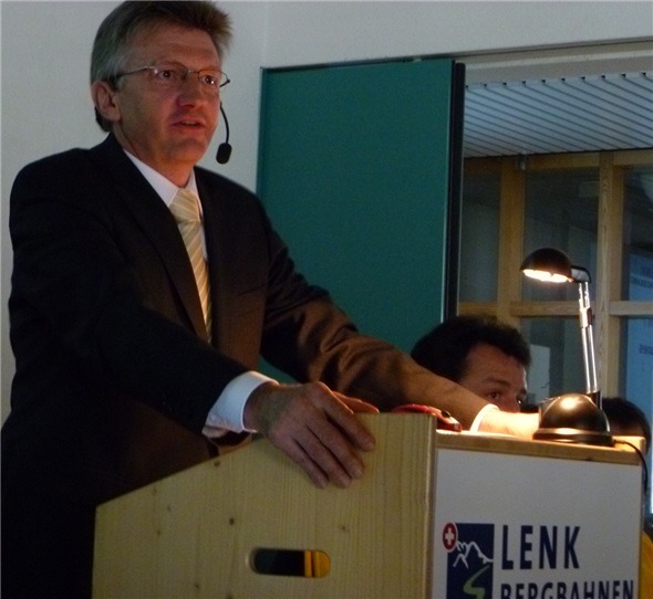 Präsident Hans Grünenwald durfte 454 stimmberechtigte Genossenschafter begrüssen.