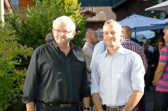Präsident Hans Neuenschwander mit dem neuen Tourismus-Direktor Albert Kruker.