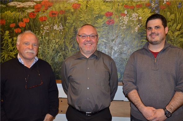 Präsidentenwechsel bei der Fernwärme Zweisimmen von Ernst Hodel zu Rolf Michel; neu im Genossenschaftsvorstand ist Michael Pfund.