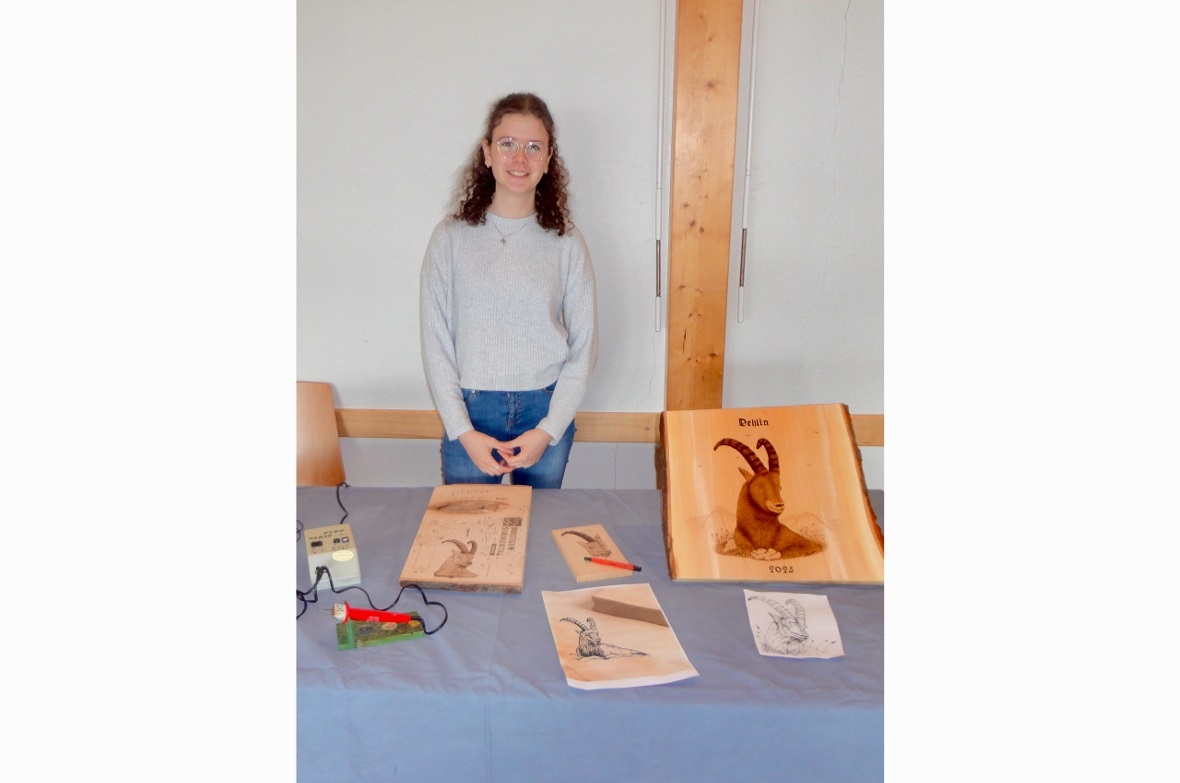 Realistisches Brandmalen war bei Dehlia Karlen die Projektarbeit.