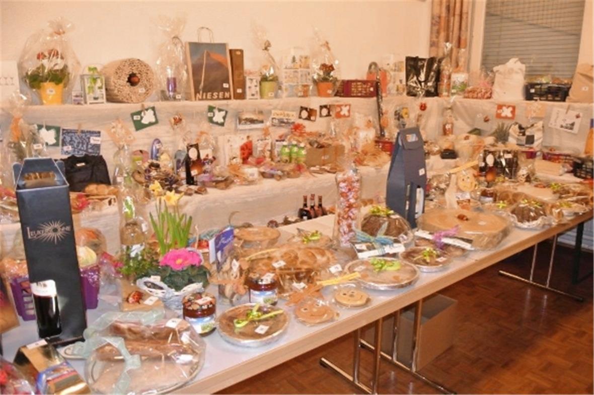 Reichhaltige Tombola am Jodler- und Theaterabend des Jodlerklub Wimmis.