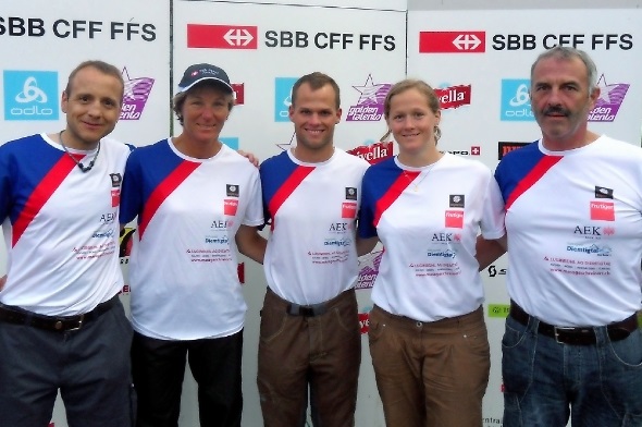 Reto Mani (Inline/Laufen); Karin Mani (Rennvelo/Schwimmen); Philippe Dubach (Laufen/Bike); Xenia Mani (Schwimmen/Inline); Walter Jungen (Bike/Rennvelo)