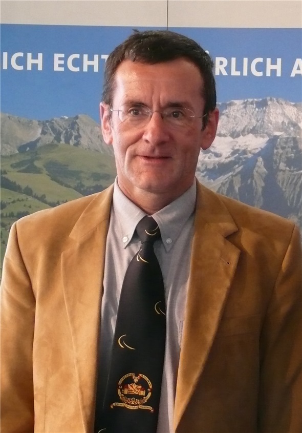 Richard Kummrow (links), auf diesem Bild zusammen mit MOB-VR-Präsident Walter von Siebenthal, sucht eine neue Herausforderung.