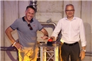 Roland Schindler von der Energie Thun AG und Robert Itschner, CEO BKW, eröffnete...