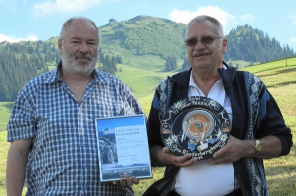 Roly Grütter, Leiter Technik und Betrieb St. Stephan/Zweisimmen, zusammen mit Kobi Ziörjen.