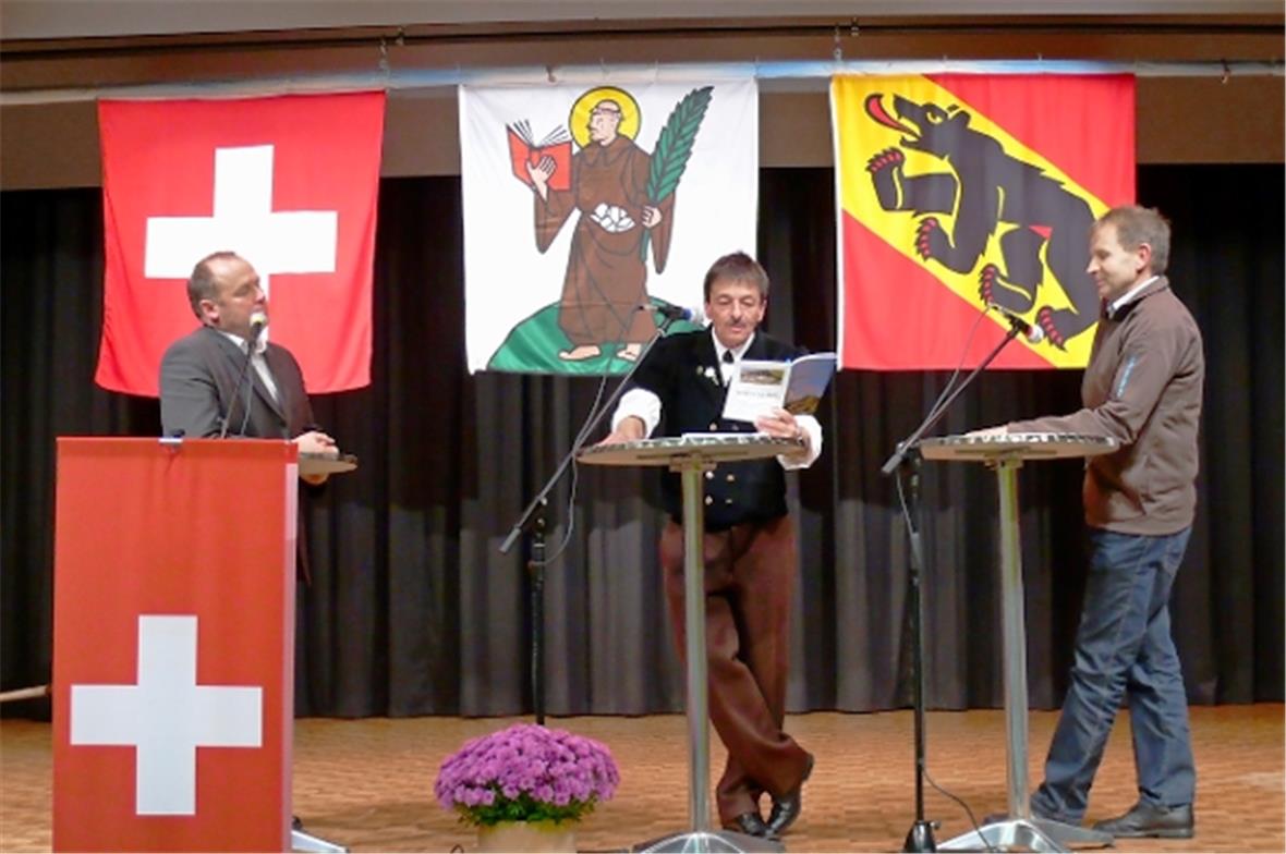 SVP-Sektionspräsident von St. Stephan, Kilian Wyssen (Mitte) nahm die Nationalrä...