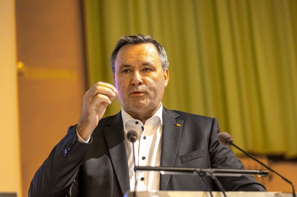 SVP-Ständerat Werner Salzmann referierte über das Thema «Welche Zukunft hat die ...