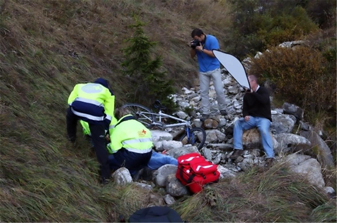Samariter und Fotografen an der Arbeit