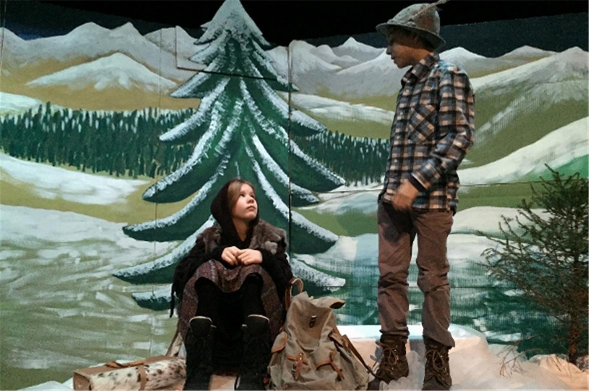 Sanna und Konrad haben sich im Schnee verirrt – nun gilt es wach- und warmzublei...