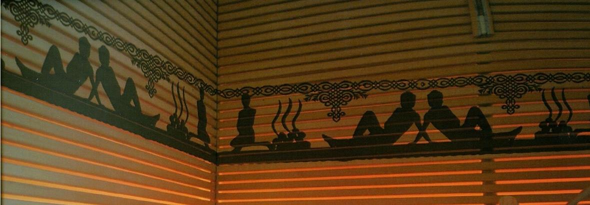 Scherenschnitt-Motive werden den Wellnessbereich verzieren.