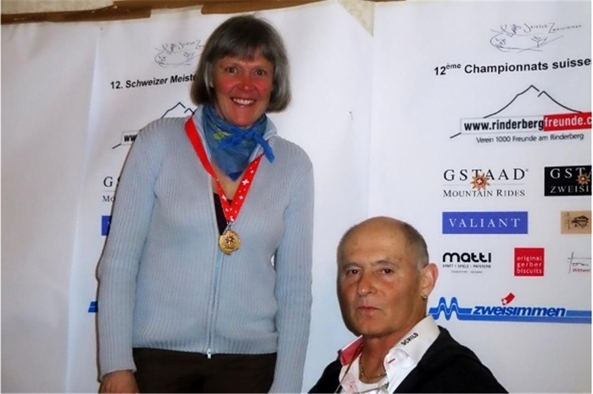 Schweizermeisterin Doris Blum mit Chef Masters Robert Mathieu.