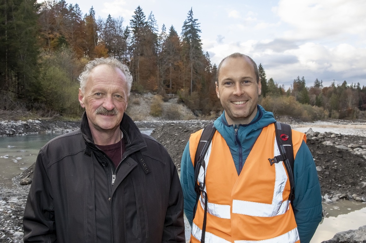 Schwellenkommission -Präsident Markus Josi Wimmis und Peter Hofmann, Bauleiter, ...
