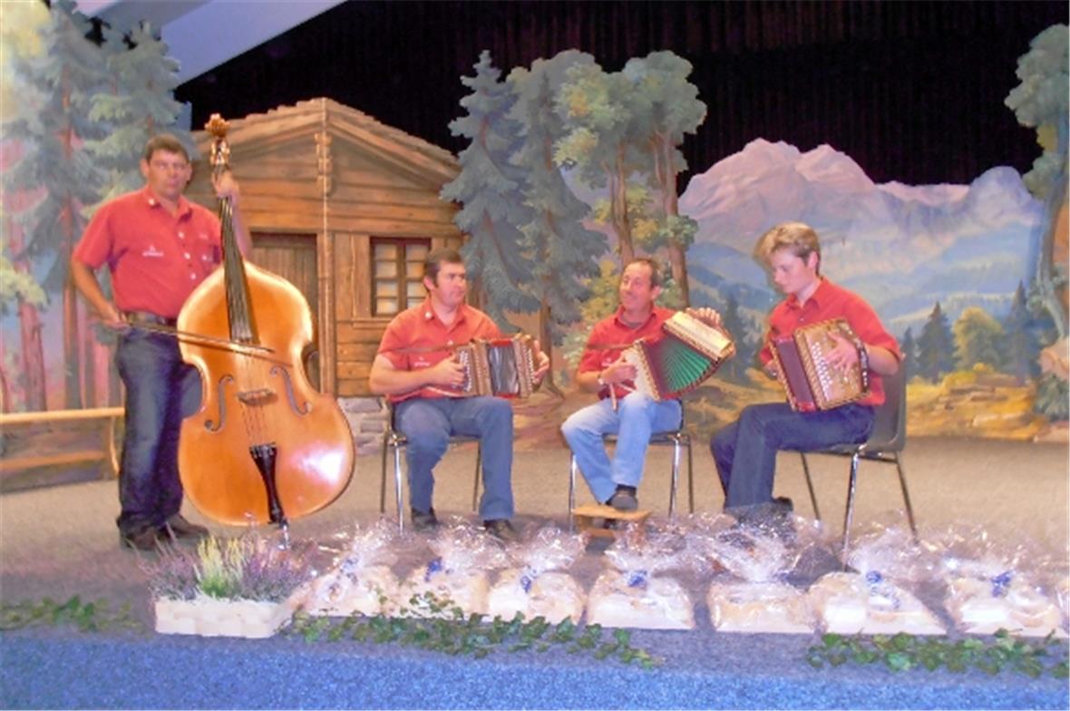 Schwyzerörgeliquartett Bärgmoos.