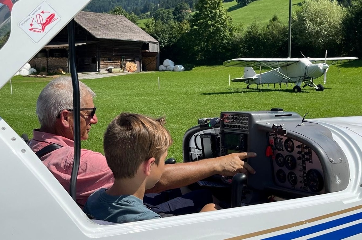 Segel- und Motorfliegen