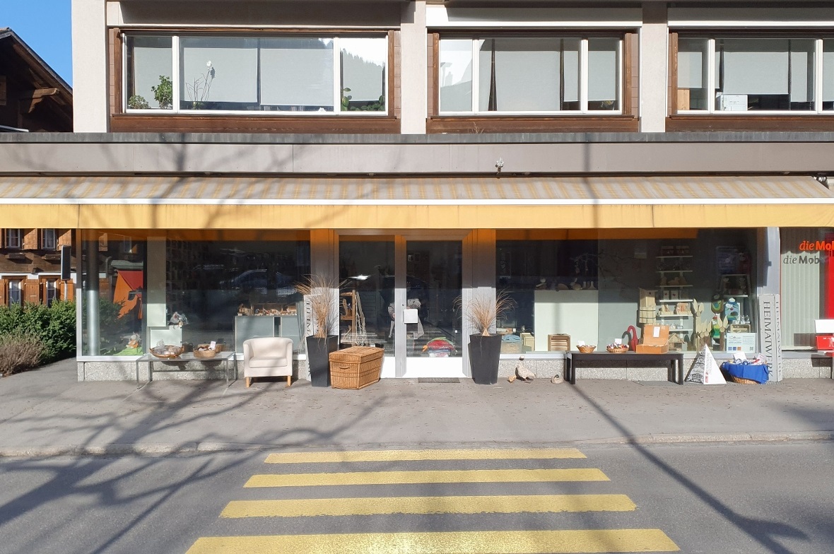 Seite gewechselt: Künftig wird das Heimatwerk auf der anderen Seite der Lenkstrasse seinen Standort haben.