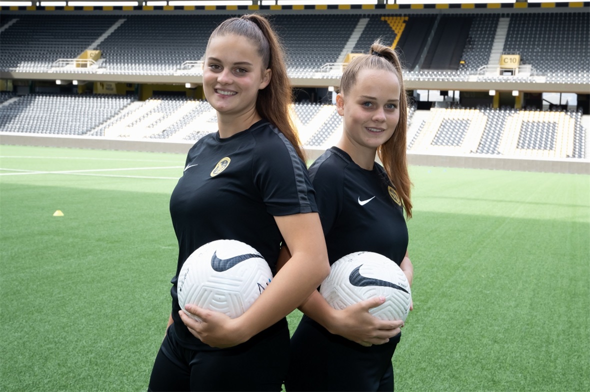 Selina und Rilana Ueltschi spielen bei den YB Frauen U19.